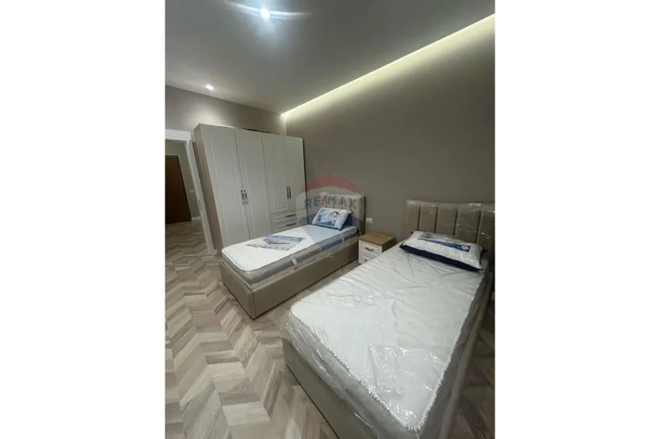 Tirane, shitet apartament 2+1 , 117 m² 340.000 € 