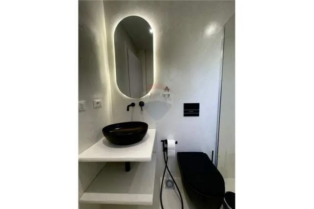 Tirane, jepet me qera apartament 2+1+BLK Kati 0, 130 m² 1.400 Euro (Long Hill Residence)