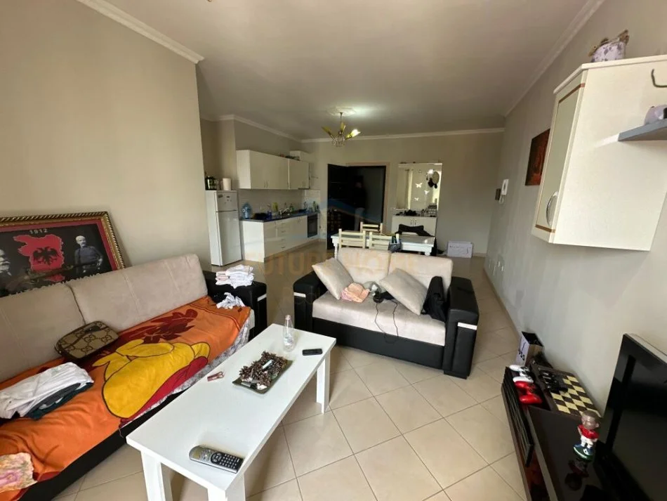 Tirane, shitet apartament 2+1+Ballkon Kati 8, 100 m² 140.000 € (Rruga Gramoz Pashko)