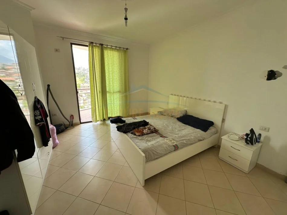 Tirane, shitet apartament 2+1+Ballkon Kati 8, 100 m² 140.000 € (Rruga Gramoz Pashko)