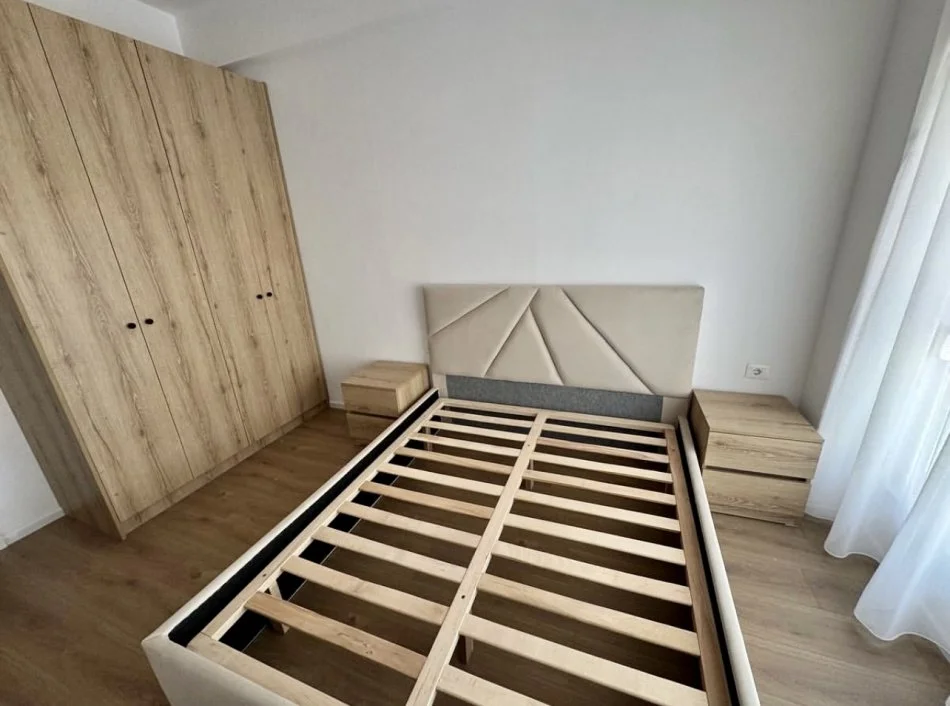Tirane, jepet me qera apartament 1+1+Ballkon Kati 5, 58 m² 400 € (Kompleksi Kaimi , Ali Dem)