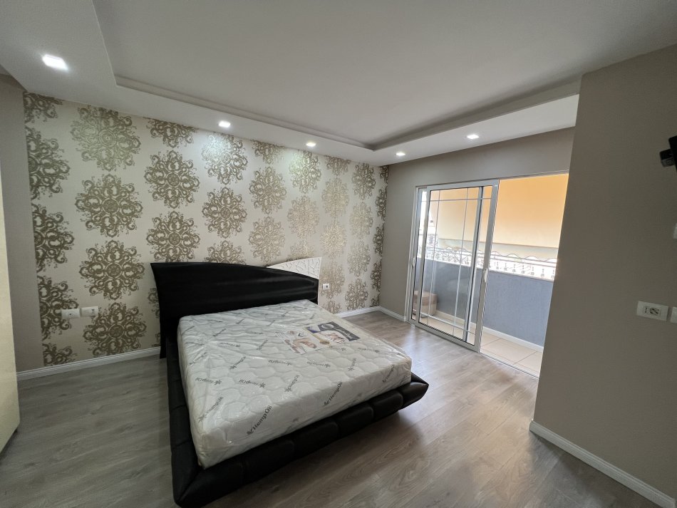 Jepet me qera apartament 2+1+2