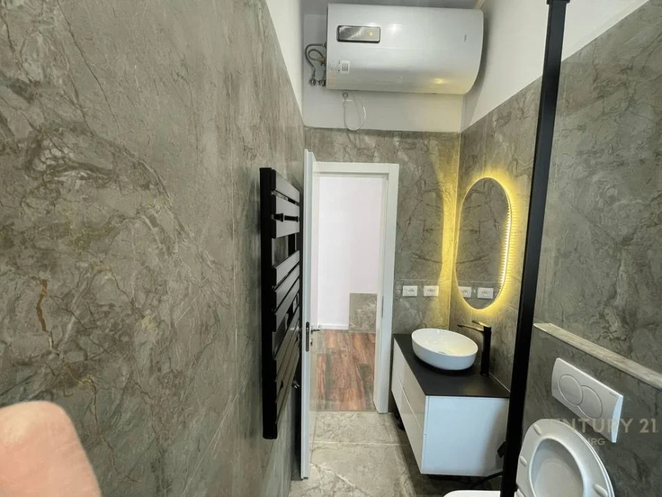 Tirane, shitet garsonier 1+1 Kati 3, 37 m² 138.000 € 