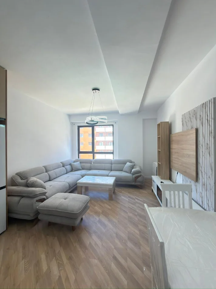 Tirane, jepet me qera 2+1 , 60.006 € 