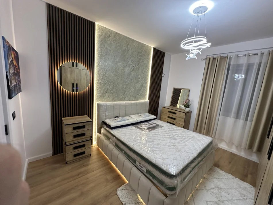 Tirane, shitet apartament 2+1+Ballkon Kati 9, 95 m² 157.003 € (Rruga Teodor Keko)