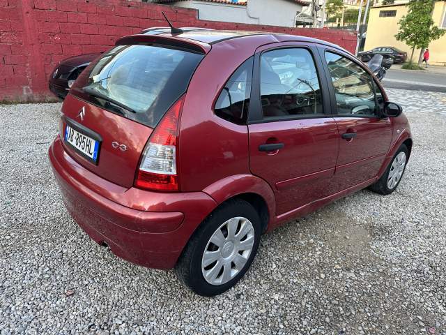 Tirane, shes makine Citroen c3 Viti 2009, 2.900 Euro