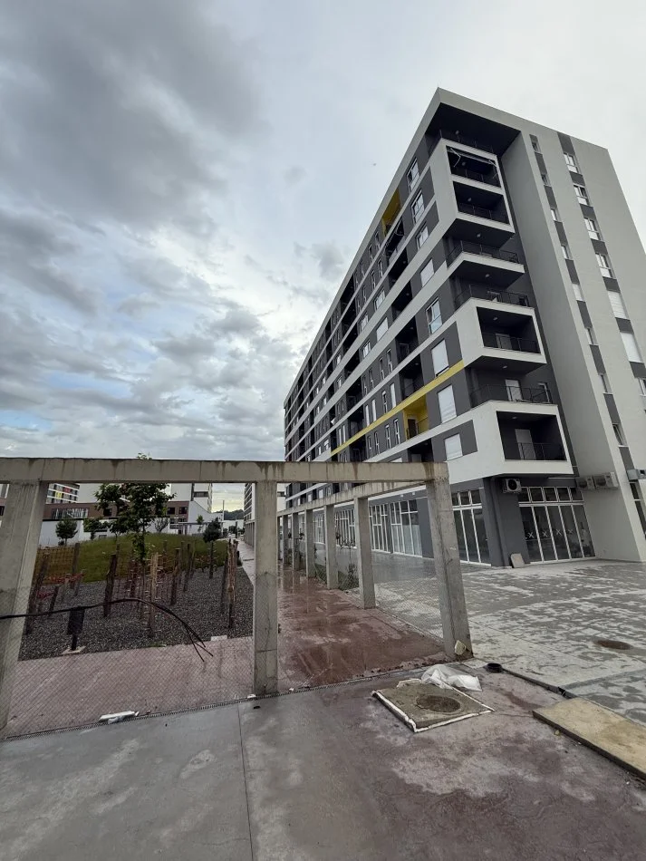 Tirane, shitet apartament 2+1+Ballkon Kati 2, 105 m² 104.000 € (Univers City Faze Perfundimi Okazion 990€/m2)