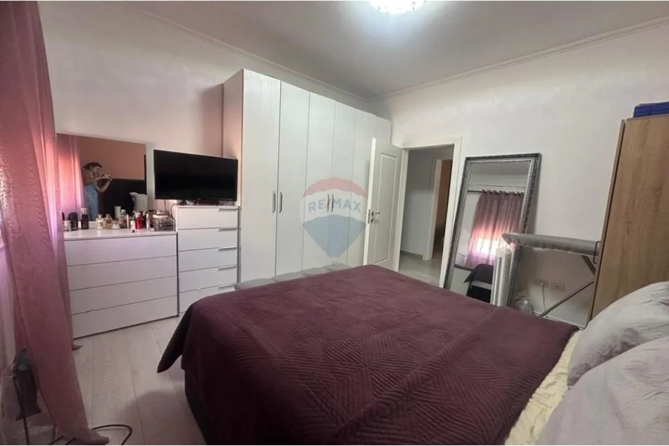 Tirane, shitet apartament 2+1+Ballkon , 110 m² 186.000 € (Jordan Misja, prane Hipotekes)