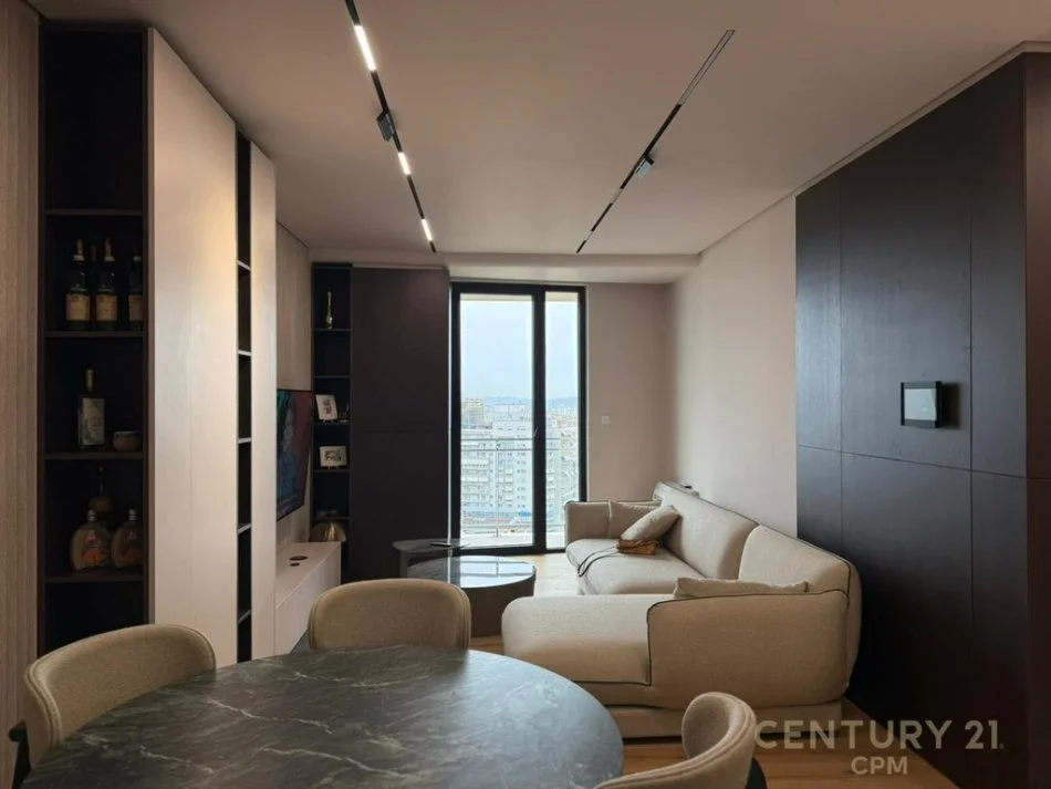 Tirane, jepet me qera apartament 1+1+Aneks+Ballkon Kati 13, 74 m² 1.200 € (GOLDEN TOWER)