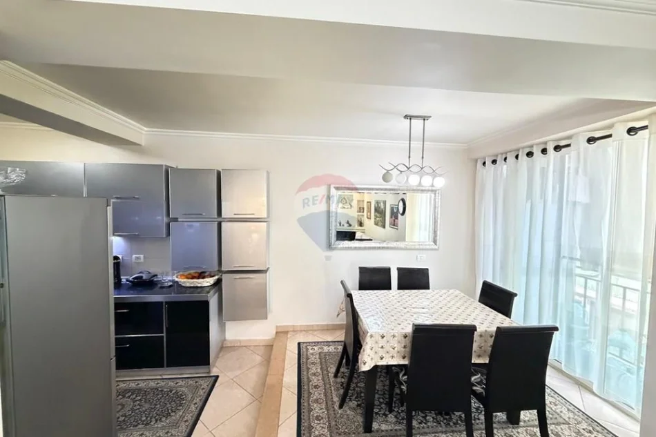 Tirane, shitet apartament 2+1 , 100 m² 320.000 € 