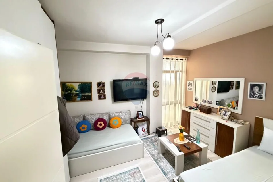 Tirane, shitet apartament 2+1 , 100 m² 320.000 € 