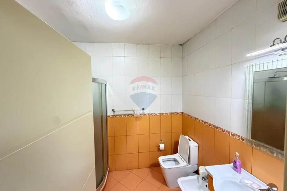 Tirane, shitet apartament 2+1 , 100 m² 320.000 € 