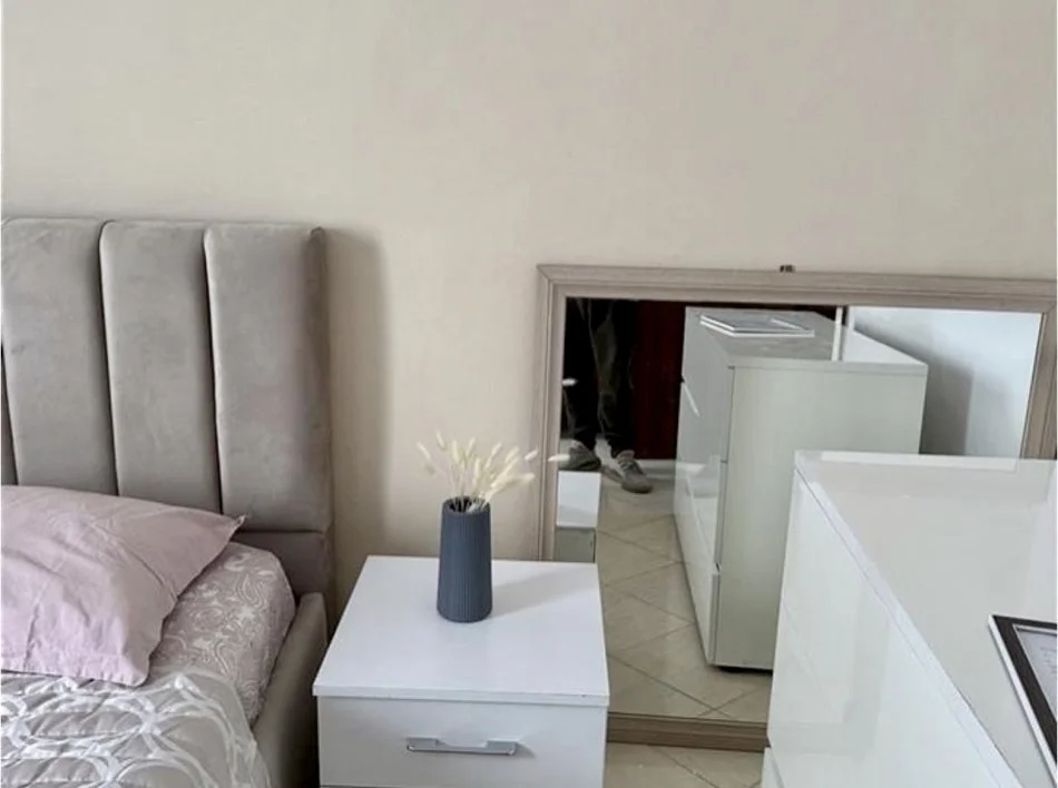 Tirane, jepet me qera apartament 1+1+Ballkon Kati 7, 65 m² 420 € (Rruga Teodor Keko)