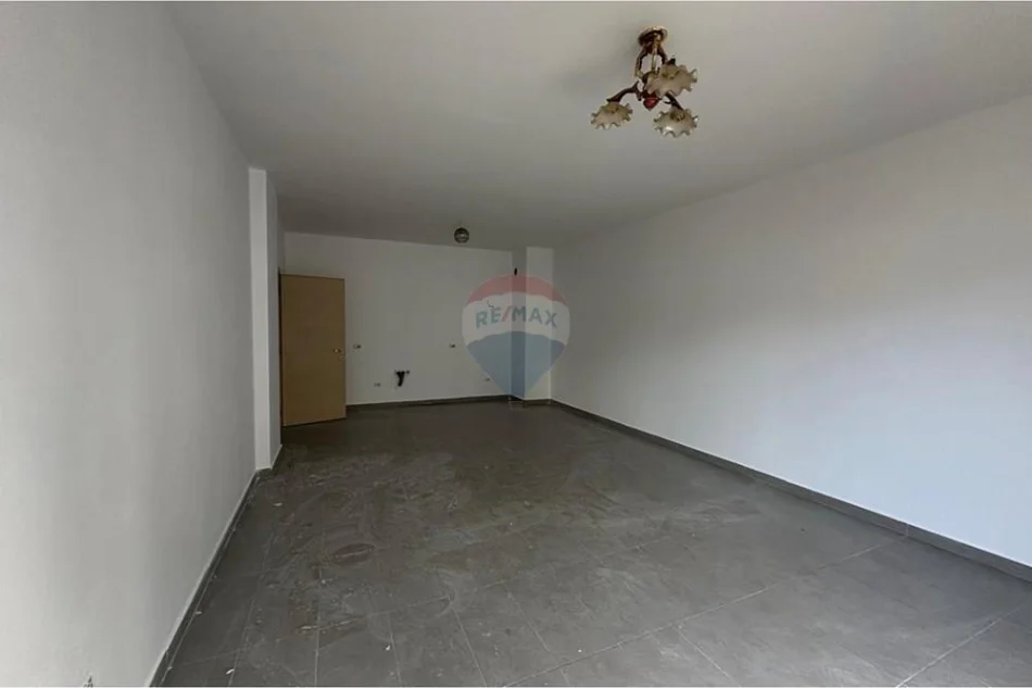 Tirane, shitet apartament 2+1 , 104 m² 157.000 € 