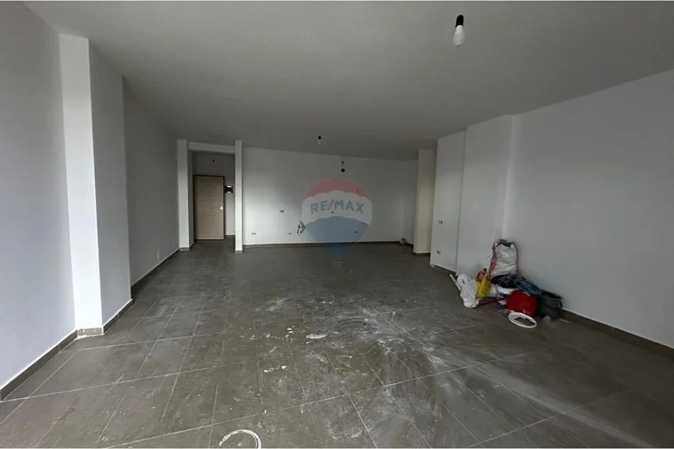 Tirane, shitet 2+1 , 116 m² 192.000 € 