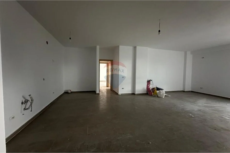 Tirane, shitet 2+1 , 116 m² 192.000 € 