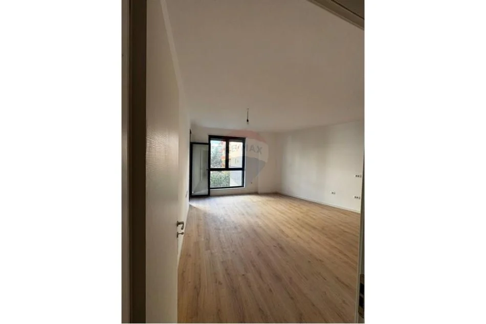 Tirane, shitet apartament 2+1+Ballkon Kati 5, 103 m² 195.000 € (SHESIM APARTAMENT 2+1+2 KOPSHTI ZOOLOGJIK!)