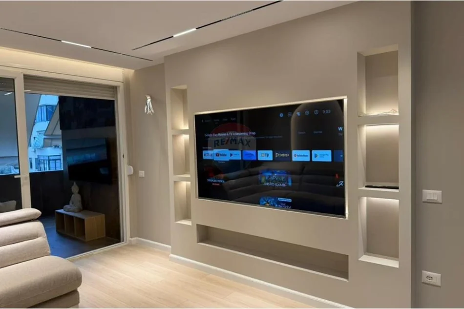 Tirane, shitet apartament 2+1 , 112 m² 305.000 € (Ish Ekspozita)