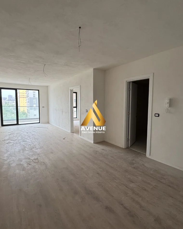 Tirane, shitet apartament 1+1 Kati 5, 74 m² 126.000 € (Rruga e Dafinave)