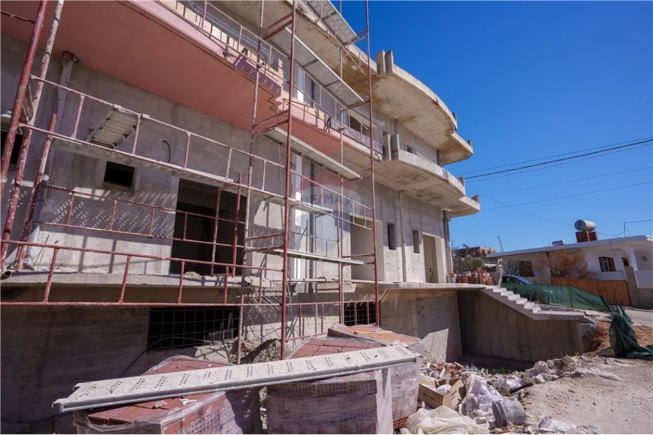 Sarande, shitet apartament ne plazh 3 Katshe , 262 m² 650.000 € 