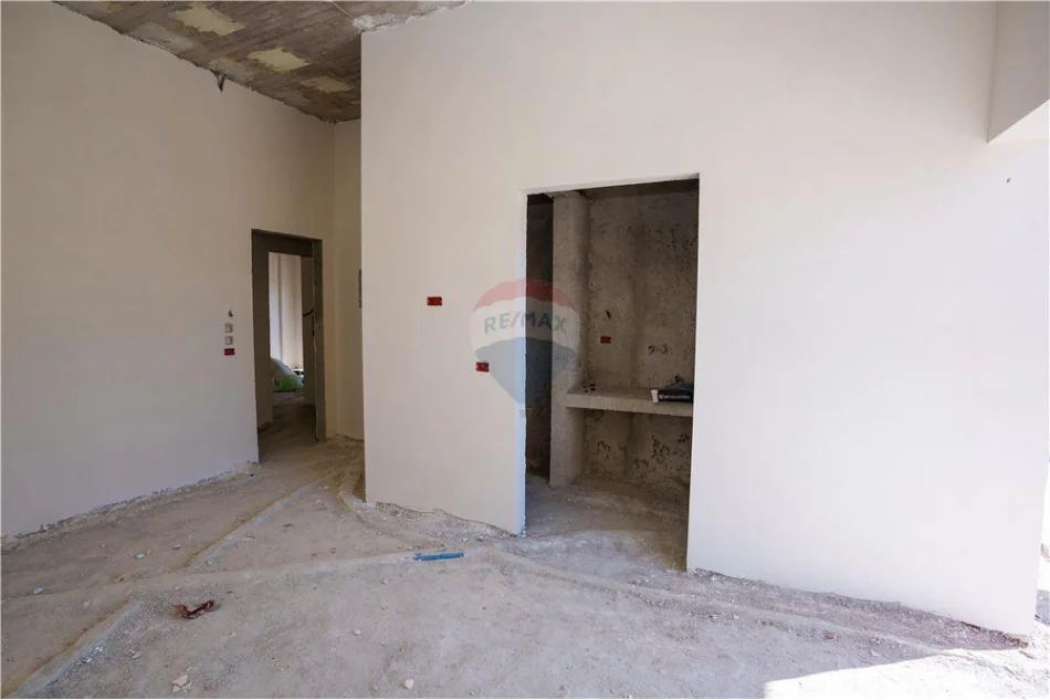 Sarande, shitet apartament ne plazh 3 Katshe , 262 m² 650.000 € 