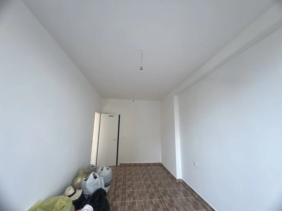 Tirane, shitet apartament 2+1+Ballkon , 98 m² 146.700 € (Jordan Misja)