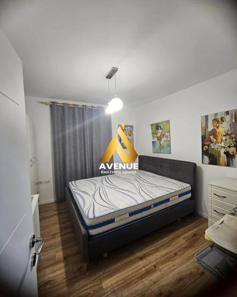 Tirane, jepet me qera apartament 2+1 Kati 5, 72 m² 600 € (Rruga Kadri Roshi)