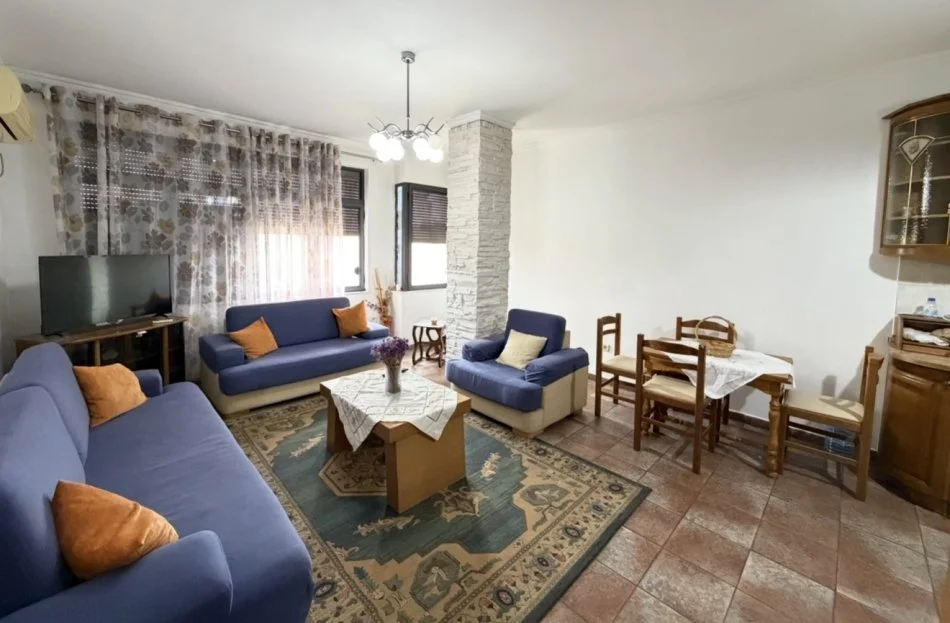 Tirane, jepet me qera apartament Kati 8, 90 m² 600 € 