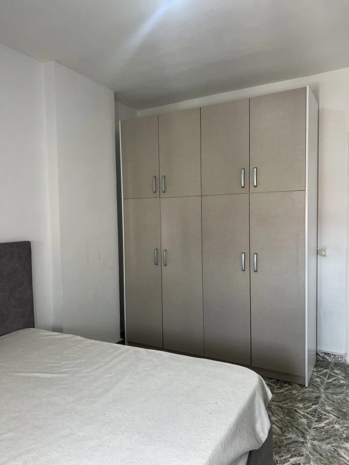 Tirane, jepet me qera apartament 2+1+Ballkon Kati 7, 90 m²500 € (Don Bosko)
