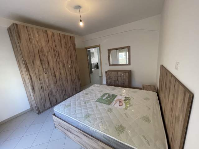 Durres, jepet me qera apartament 2+1+A+BLK Kati 3, 90 m² 300 Euro (Rruga pavarsia)