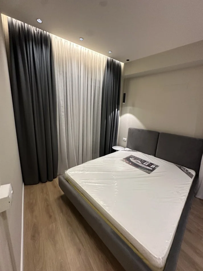 Tirane, jepet me qera apartament 1+1+Ballkon Kati 7 (Pashko Hysa)