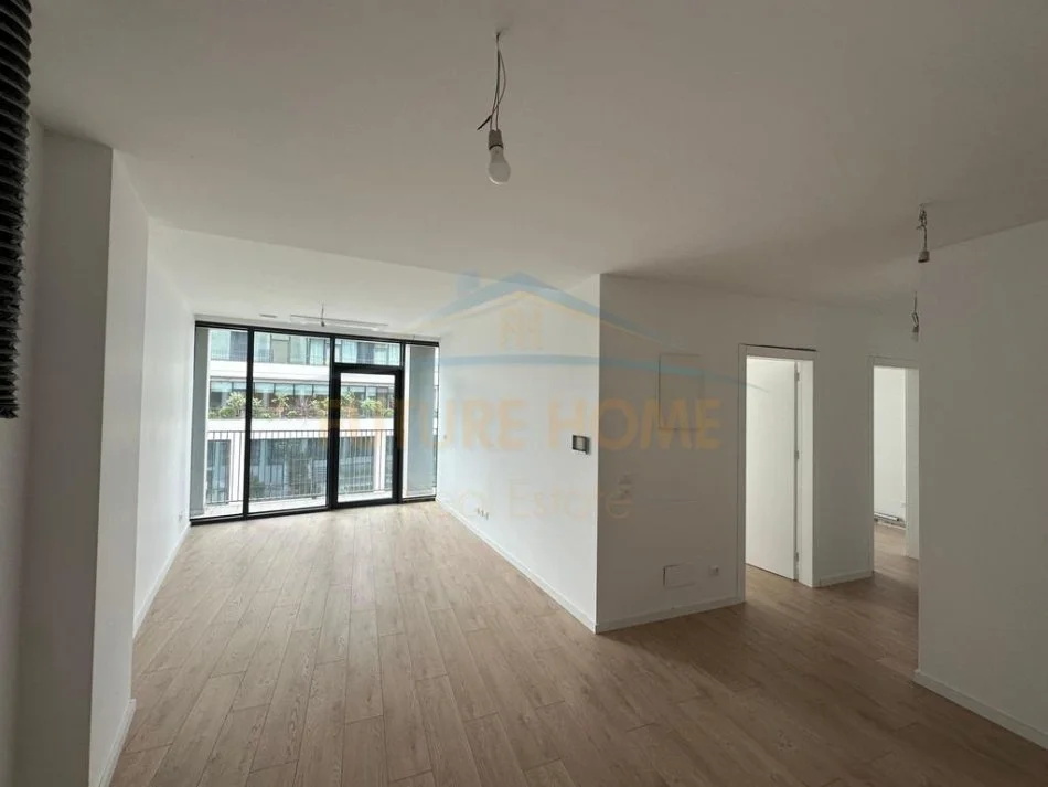 Tirane, jepet me qera apartament 2+1+Ballkon Kati 1, 93 m² 1.500 € (Lakeview)