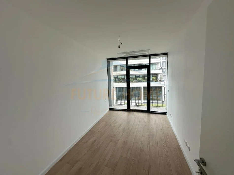 Tirane, jepet me qera apartament 2+1+Ballkon Kati 1, 93 m² 1.500 € (Lakeview)