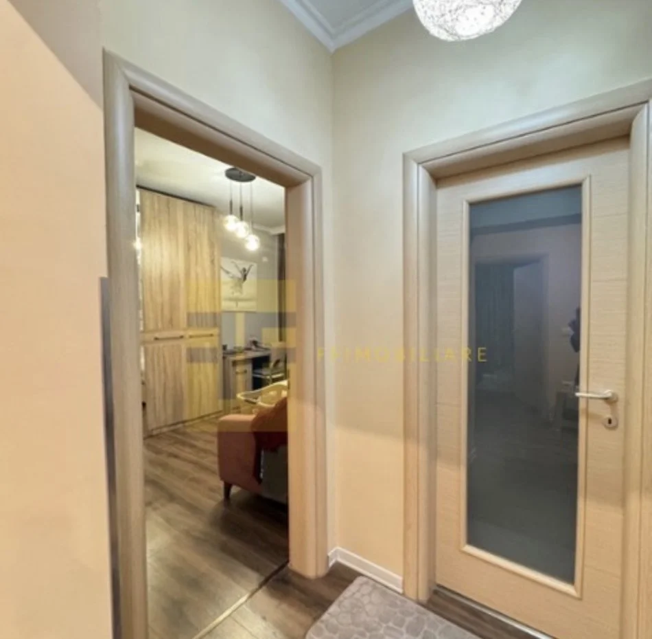 Tirane, shitet apartament , 144 m² 300.000 € 