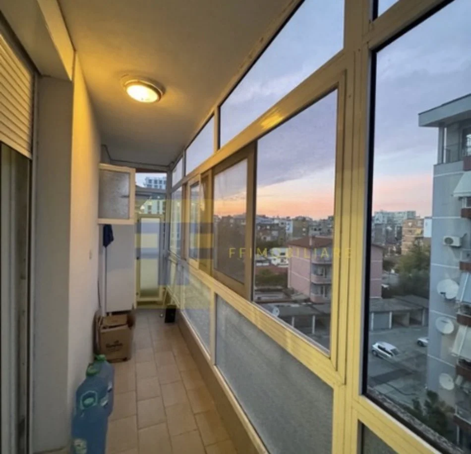 Tirane, shitet apartament , 144 m² 300.000 € 