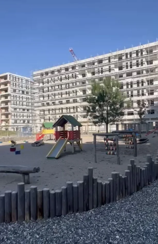 Tirane, shitet apartament 2+1 Kati 5, 91 m² 90.000 € (Te QTU)