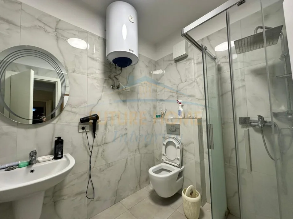 Tirane, shitet apartament 2+1+Ballkon Kati 3, 108 m² 260.000 € (Kompleksi Vind)