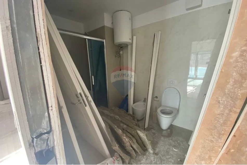 Shqiperi, shes apartament 2+1 , 145 m² 600.000 € 