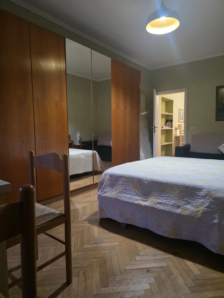 Tirane, apartament 1+1 Kati 2, 56 m² 600 € (Post Parkimi Qender Dollari)