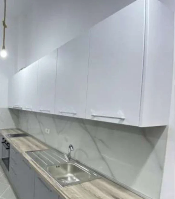 Tirane, jepet me qera apartament 1+1 Kati 1, 60 m² 350 € (Tregu Elektrik)