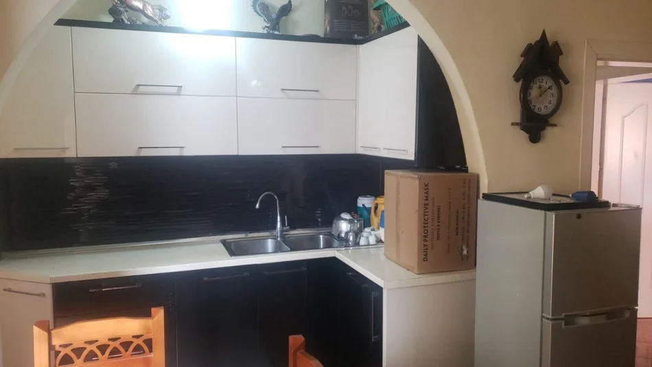 Tirane, shitet apartament 2+1 Kati 8, 76 m² 150.000 € (Laprake)