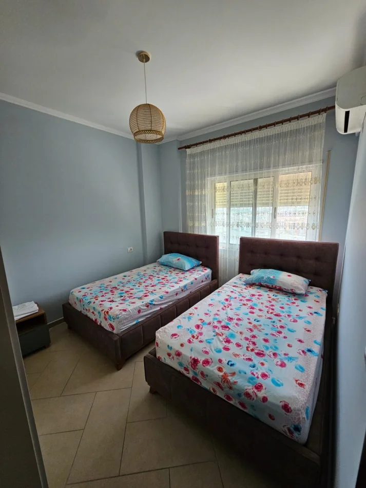 Tirane, jepet me qera apartament 2+1 Kati 3, 80 m² 650 € (Liqeni I Thate)