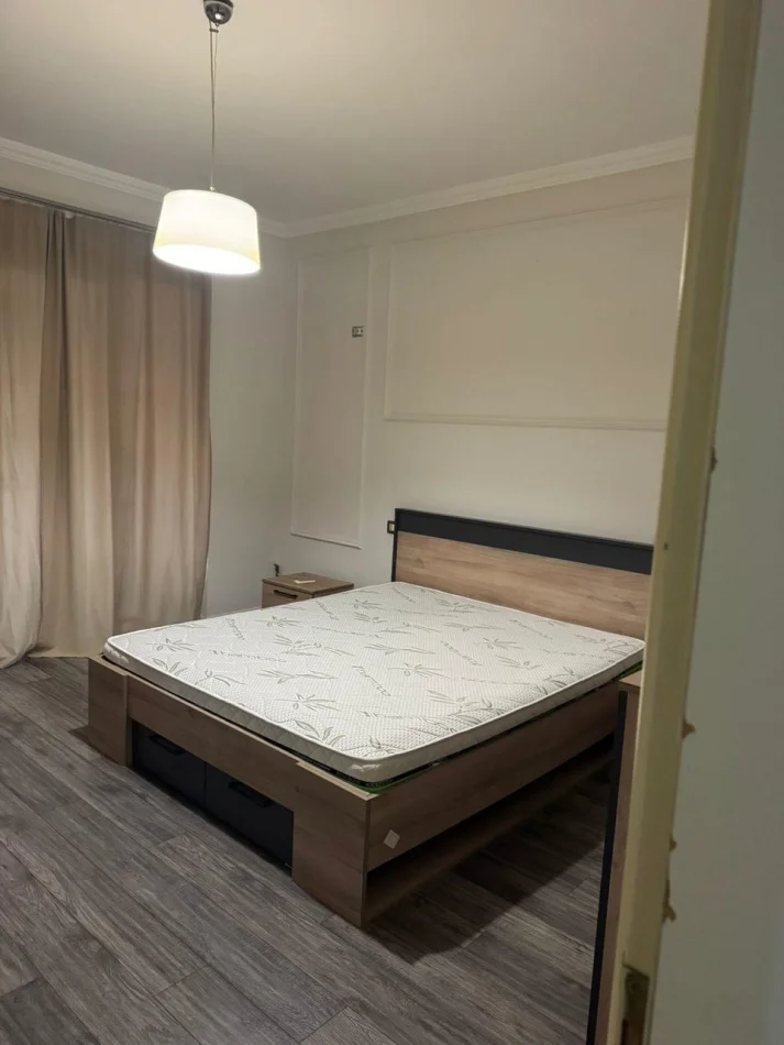 Tirane, jepet me qera apartament 2+1 Kati 2, 90 m² 550 € (Astir)