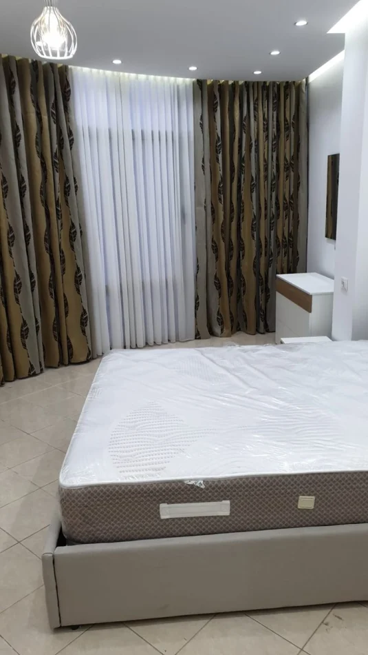 Tirane, jepet me qera apartament 2+1 Kati 2, 60 m² 600 € (Astir)