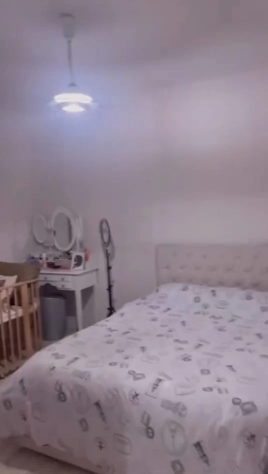 Tirane, jepet me qera apartament 3+1 Kati 4, 92 m² 650 € (Rruga Irfan Tomini)