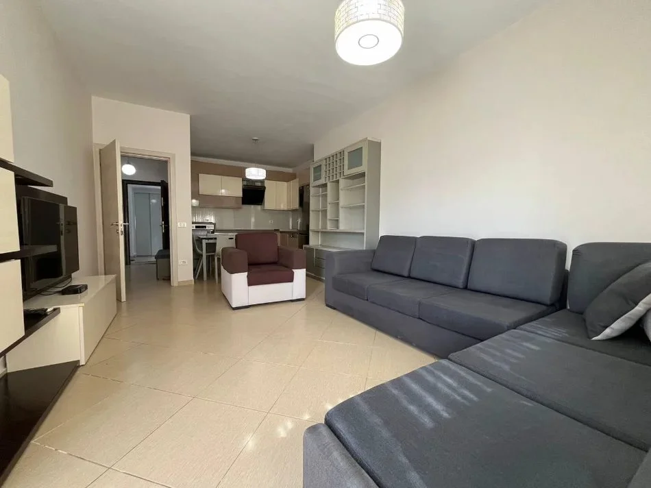 Tirane, jepet me qera apartament 2+1 Kati 6, 112 m² 600 € (Astir)