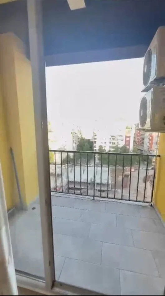 Tirane, jepet me qera apartament 1+1 Kati 8, 75 m² 450 € (Yzberisht)
