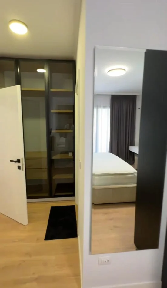 Tirane, jepet me qera apartament 2+1 Kati 3, 145 m² 1.500 € (Rruga e Durrësit)