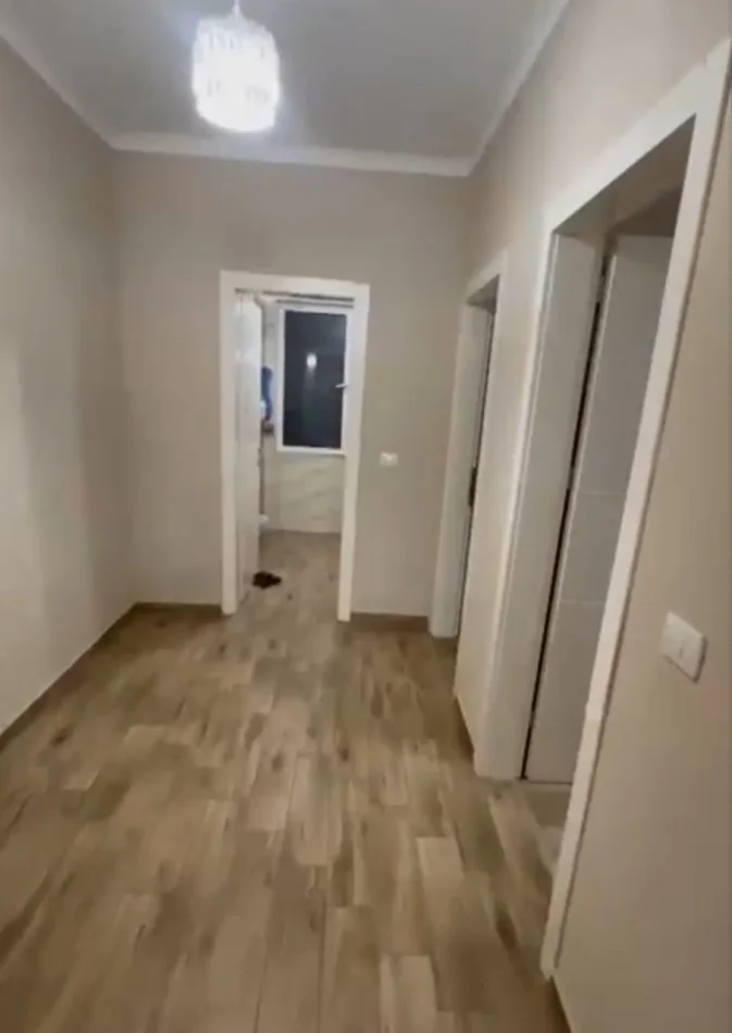 Tirane, jepet me qera apartament 2+1 Kati 6, 100 m² 400 € (Kamëz)