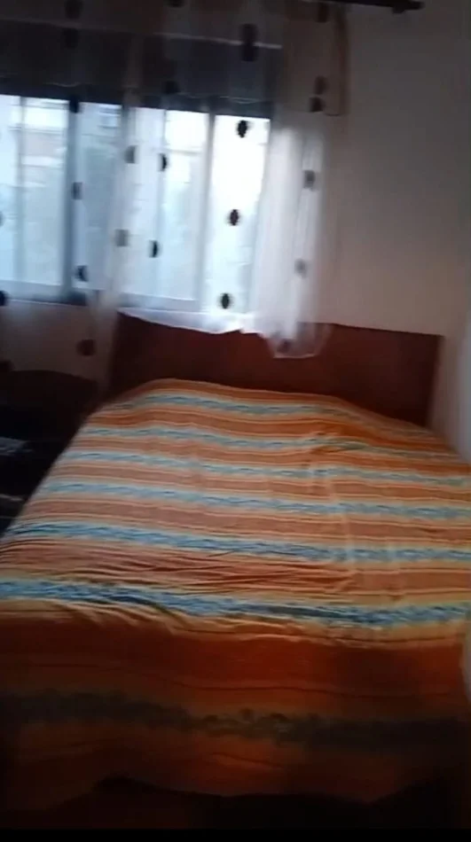Tirane, jepet me qera apartament 2+1 Kati 3, 73 m² 450 € (Oxhaku)